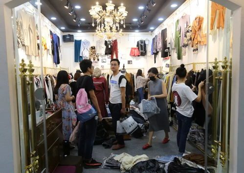 買服裝到南翔 南翔服裝批發(fā)商城經(jīng)營(yíng)火爆,采購(gòu)如潮